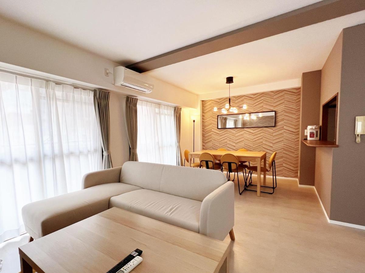 Ferienwohnung Dio Higashi Shinsaibashi Ōsaka Exterior foto